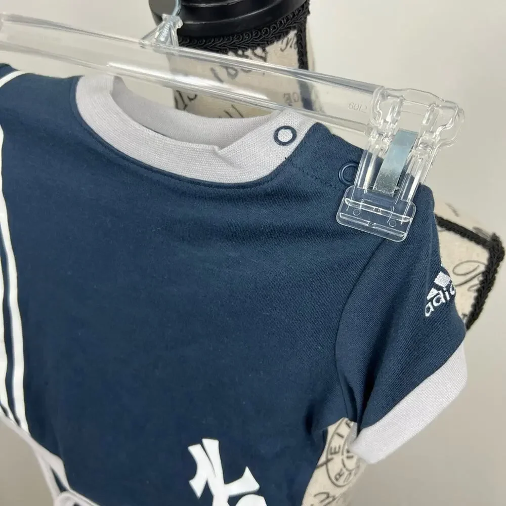 NWT Adidas New York Yankees 3/6 months onesie with matching socks